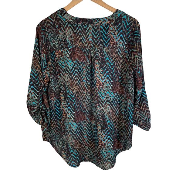 CATO Women's Roll Tab Sleeve Work Blouse Top Abstract Print Turquoise Small Boho - Picture 2 of 8